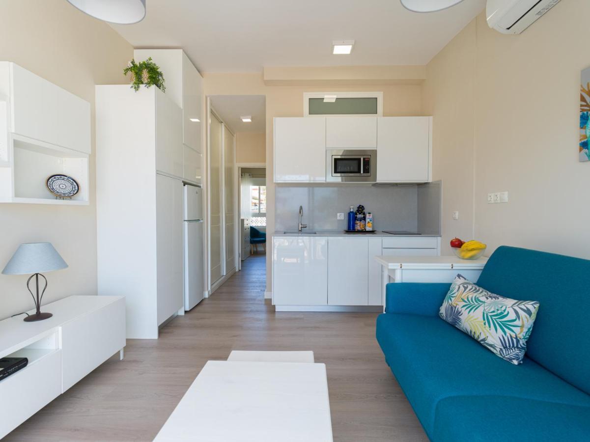 Homeforguest Modern Apartment In San Agustin 2 Min From The Beach San Bartolome Bagian luar foto