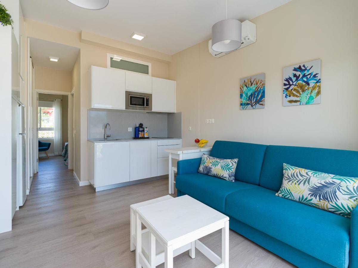 Homeforguest Modern Apartment In San Agustin 2 Min From The Beach San Bartolome Bagian luar foto